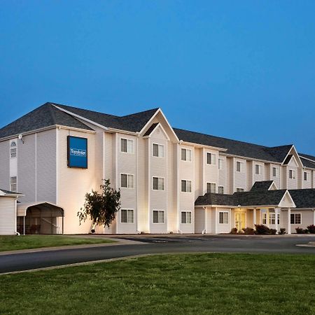Travelodge By Wyndham Fort Scott Eksteriør bilde