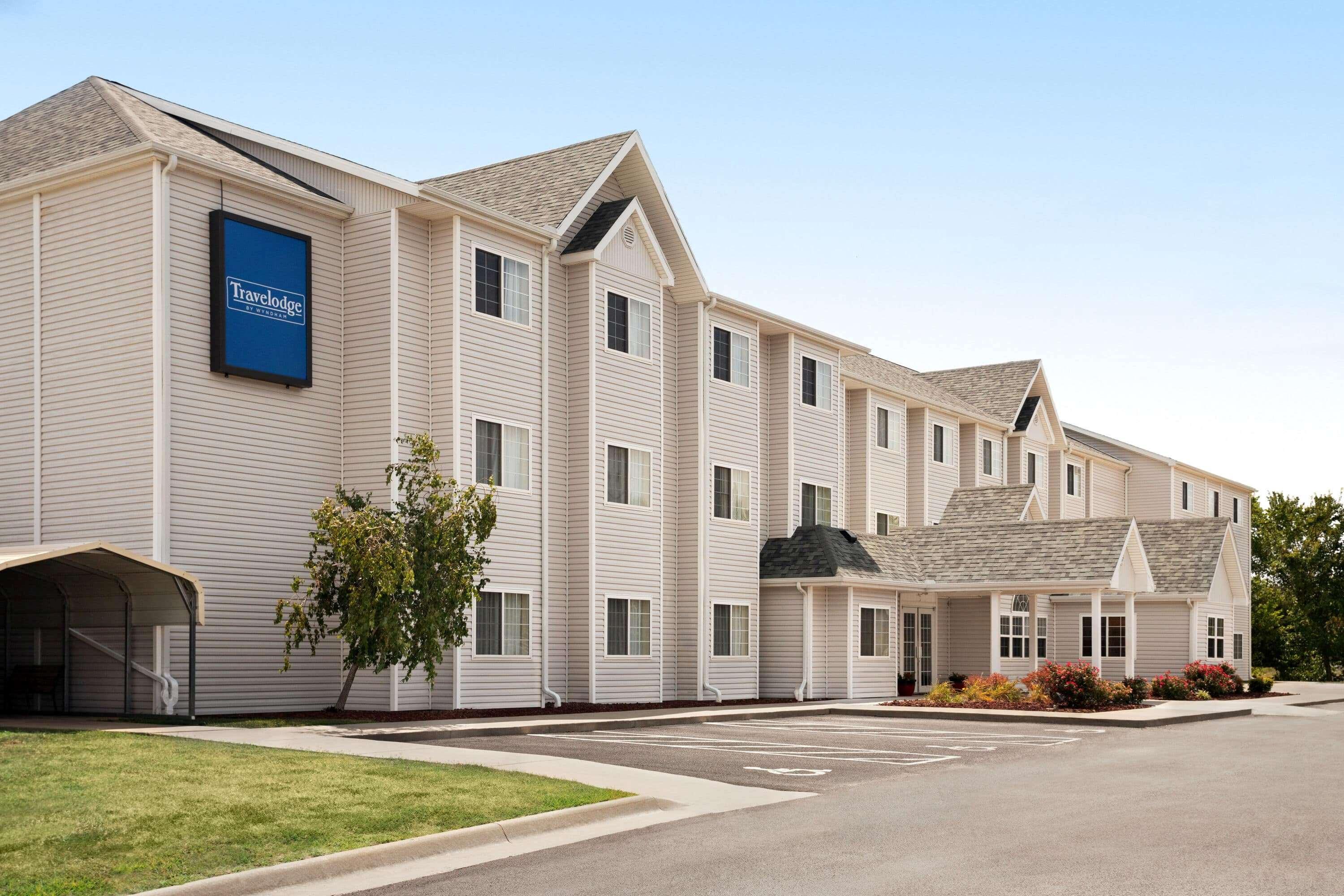 Travelodge By Wyndham Fort Scott Eksteriør bilde