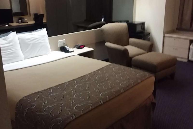 Travelodge By Wyndham Fort Scott Eksteriør bilde