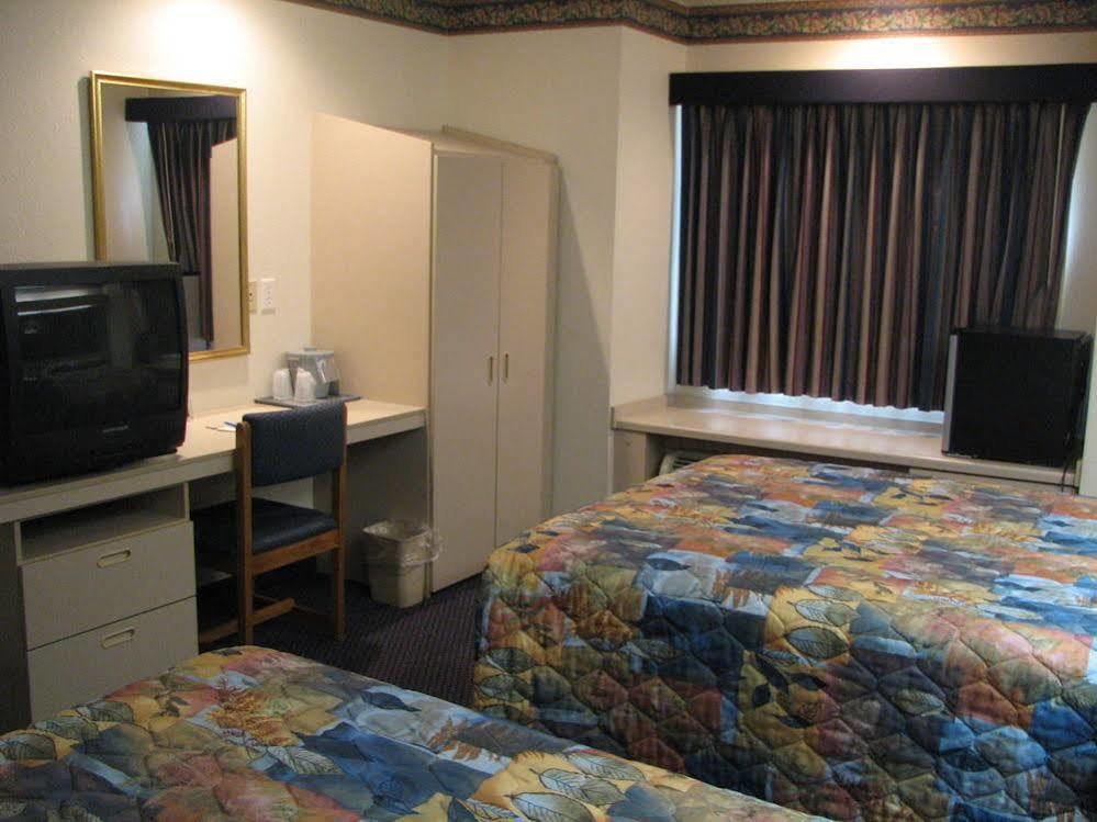 Travelodge By Wyndham Fort Scott Eksteriør bilde