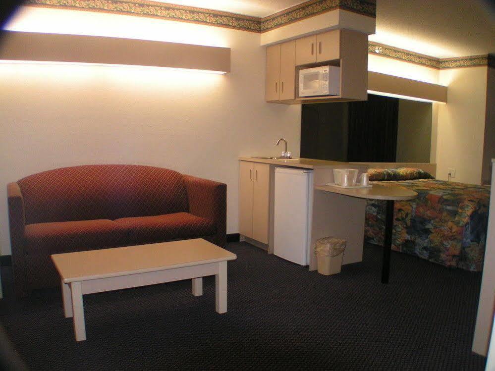 Travelodge By Wyndham Fort Scott Eksteriør bilde